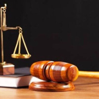 दुई विद्यार्थीलाई सम्मान