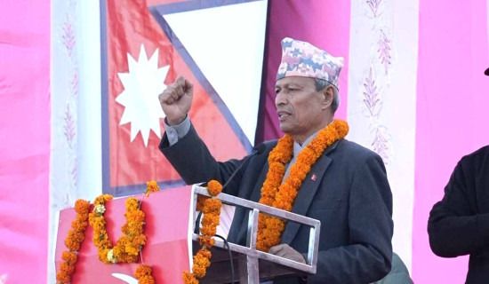 प्रमुख शक्ति भएर देशको नेतृत्व छौं : नेता रावल