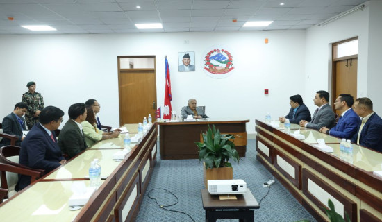 ‘अनुचित तवरले मतदाता प्रभावित पार्ने प्रवृत्ति रोक्नुपर्छ’