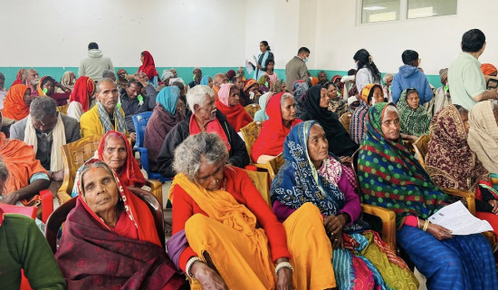 २३३ जनाको आँखा परीक्षण गर्दा ३१ जनामा मोतीविन्दु