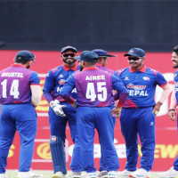 कति सम्झाऊँ चमेलीलाई (कविता)