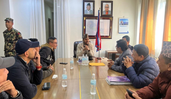 कसैलाई अन्याय हुन दिन्नौं : सञ्चारमन्त्री खरेल