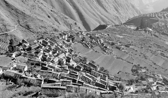 विकासले फेरियो धिमवासीको जीवनशैली