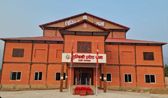 तीन वर्षमा एक शब्द पनि नबोल्ने सभा सदस्य