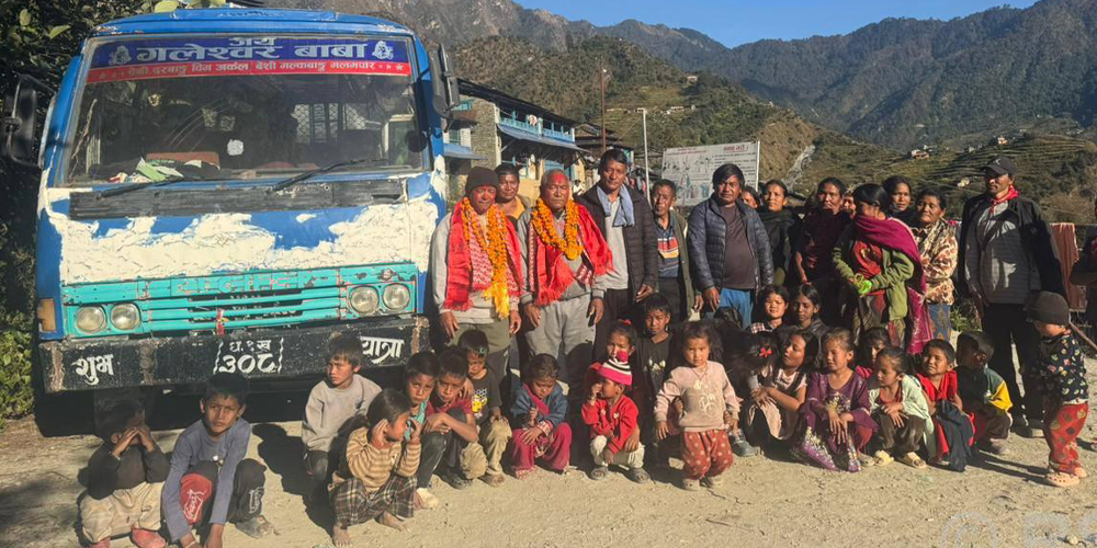 मल्कवाङमा पहिलोपटक बस पुग्यो
