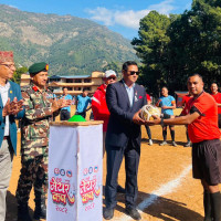 बस दुर्घटना हुँदा चार जना घाइते