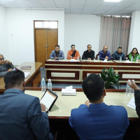 खुम्चिँदै निर्जीवन बिमा कम्पनीको व्यवसाय