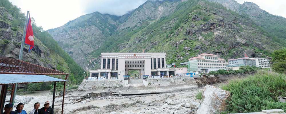 सामान अझै अलपत्र अर्बौं राजस्व प्रभावित