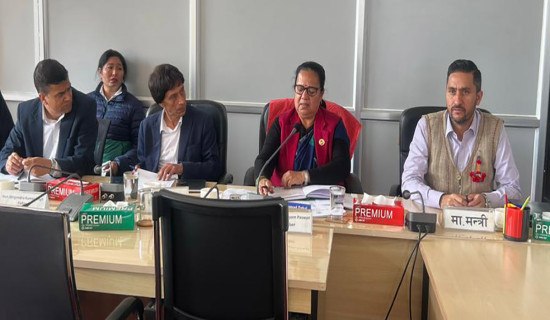 चलचित्र विधेयक संशोधनसहित अघि बढ्छ : सञ्चारमन्त्री खरेल