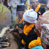 टयाक्टर दुर्घटनाका घाइतेको उपचारमा   कमी हुन नदिन गृहमन्त्रीको निर्देशन