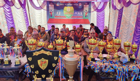 राष्ट्रपति रनिङ शिल्ड प्रतियोगिताको उपाधि भुरुङचौकी माध्यमिक विद्यालयलाई