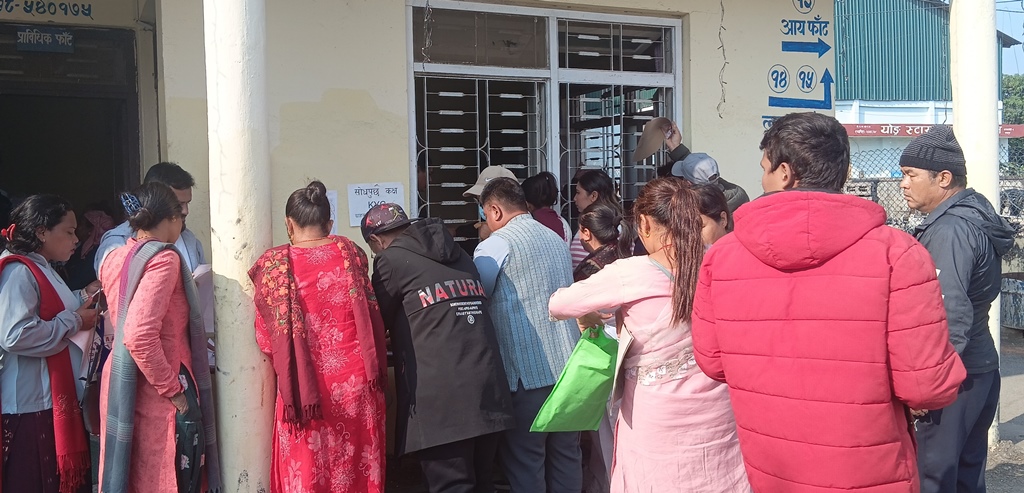 विद्युत प्राधिकरणमा केवाइसी भर्नेहरूको भिड