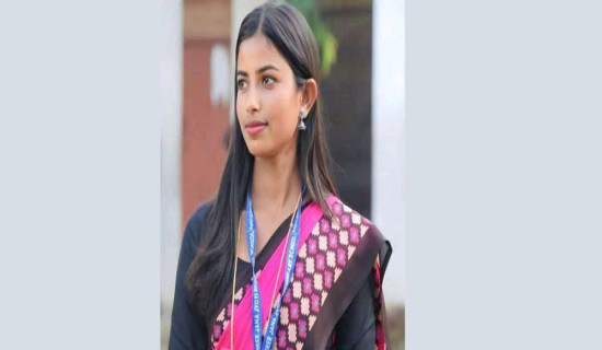 रक्षा यादव बिस वर्षमै प्रधानाध्यापक