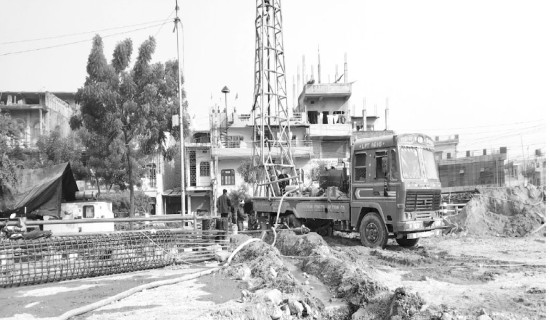 बाटो बिना पक्की पुल, तीन वर्षसम्म भएन प्रयोग