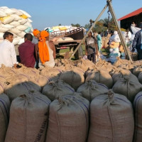 पुटिन-ट्रम्प प्रतिनिधिमण्डल वार्तामा ‘युद्ध अन्त्यको सङ्केत’