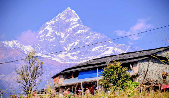 माछापुच्छ्रे हिमाल