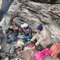 मन्त्री घिसिङद्वारा निर्माणाधीन प्रशोधन केन्द्रको  निरीक्षण