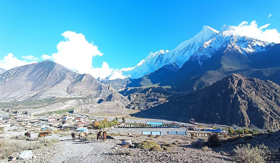 आँखाको उपचारमा मुलुकले राम्रो प्रगति गरेको छ : पूर्व राष्ट्रपति यादव