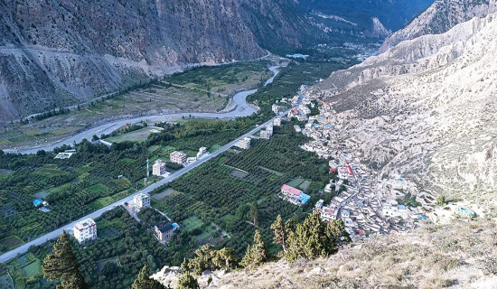 ‘छैन क्यारे मेरो लागि दुख्ने मुटु पनि’ गीत सार्वजनिक