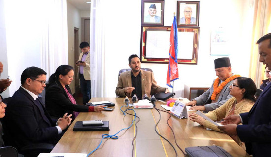 जिम्मेवार पत्रकारिताको विकासका निम्ति प्रेस काउन्सिल प्रभावकारी बन्नुपर्छ : सञ्चारमन्त्री खरेल