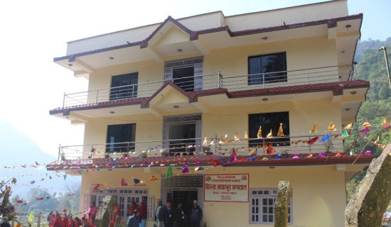 थाइराइड ग्रन्थिलाई सन्तुलनमा राख्न आवश्यक पर्छ आयोडिन