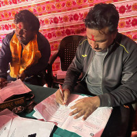 भेरी नदीको पुलबाट खसेर महिला घाइते