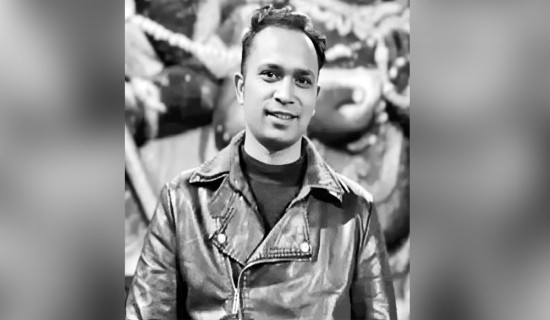 पत्रकार सुरेश रजकलाई सहिद घोषणा