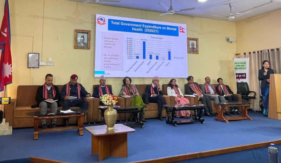 गिरिजाप्रसाद  क्रान्ति र शान्तिको नेता : राष्ट्रपति पौडेल