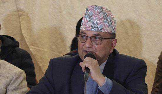 एमाले वरिष्ठ उपाध्यक्ष पोखरेलद्वारा अध्यक्ष पदमा प्रतिस्पर्धा गर्ने घोषणा