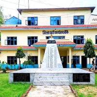 दाङ ३ मा कांग्रेसका दीपक गिरी विजयी