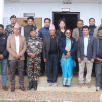 ‘नाङ्गिँदै हिमाल : कष्टकर बन्दैछ जीवनयापन’