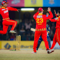 यो वर्ष घट्दै छवटा वाणिज्य बैङ्क