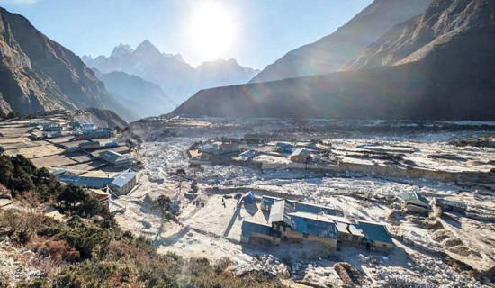 मिर्गौला पीडितलाई हङकङबाट नौ लाख सहयोग