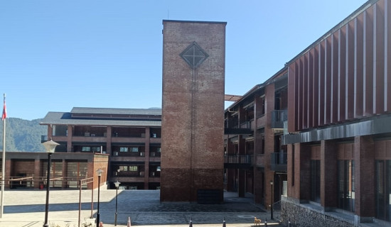 अनुदानमा निर्मित जिरी माध्यमिक विद्यालयको नयाँ भवन उद्घाटन