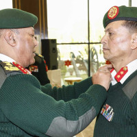 रुखले बस र स्कुटर च्याप्दा तीनको मृत्यु, १५ घाइते