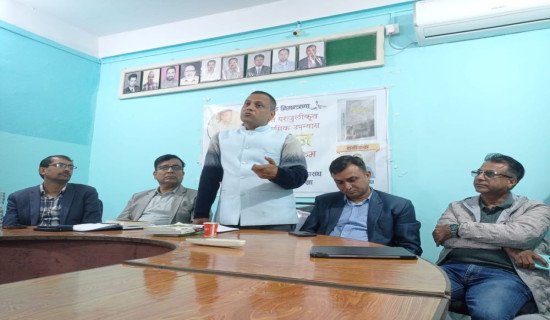 गोरखापत्रकर्मी पराजुलीको उपन्यास बखानमाथि बहस