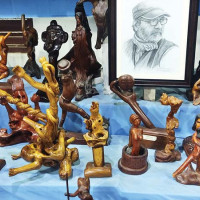 छोङछिङस्थित कृषि विज्ञान प्रतिष्ठानको अवलोकन गर्नुहुँदै प्रधानमन्त्री प्रचण्ड