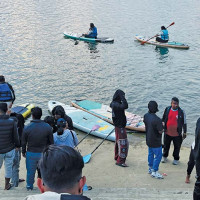 बिपी राजमार्ग र मध्यपहाडी लोकमार्ग अवरुद्ध