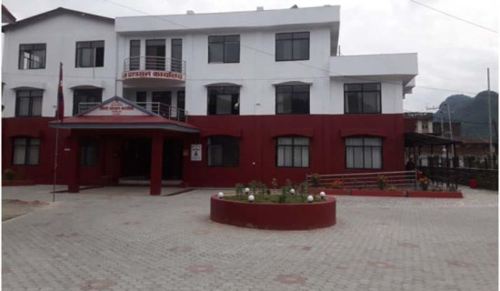 विद्युतीय तार भूमिगत गरिँदै