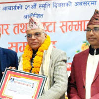 मूर्ति विसर्जनमा सहभागी भक्तजनलाई निःशुल्क पानी