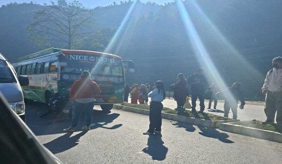 तनहुँमा बसको ठक्करबाट स्कुटर चालकको मृत्यु