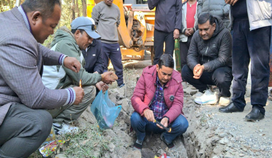 कालिका नगरपालिकाको चक्रपथ : गैरीबारी, चापागौँडीदेखि शेरबास सडक शिलान्यास