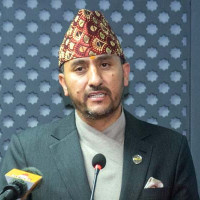 मोबाइल भ्यानबाट खाद्य परीक्षण