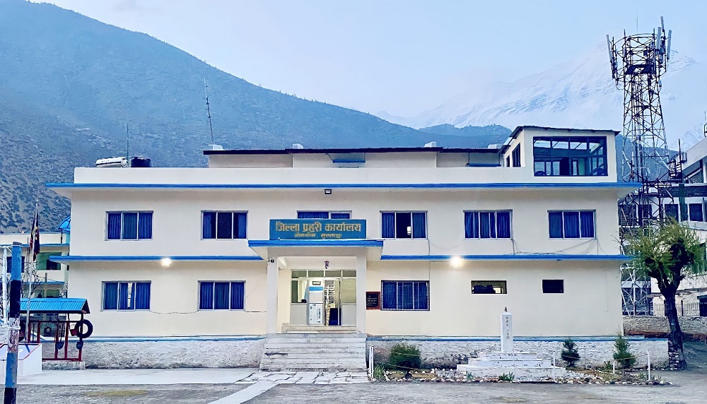 कोरलाबाट आउने सामानमा निगरानी बढायो