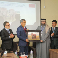 नाच्न हुरुक्कै मेचे