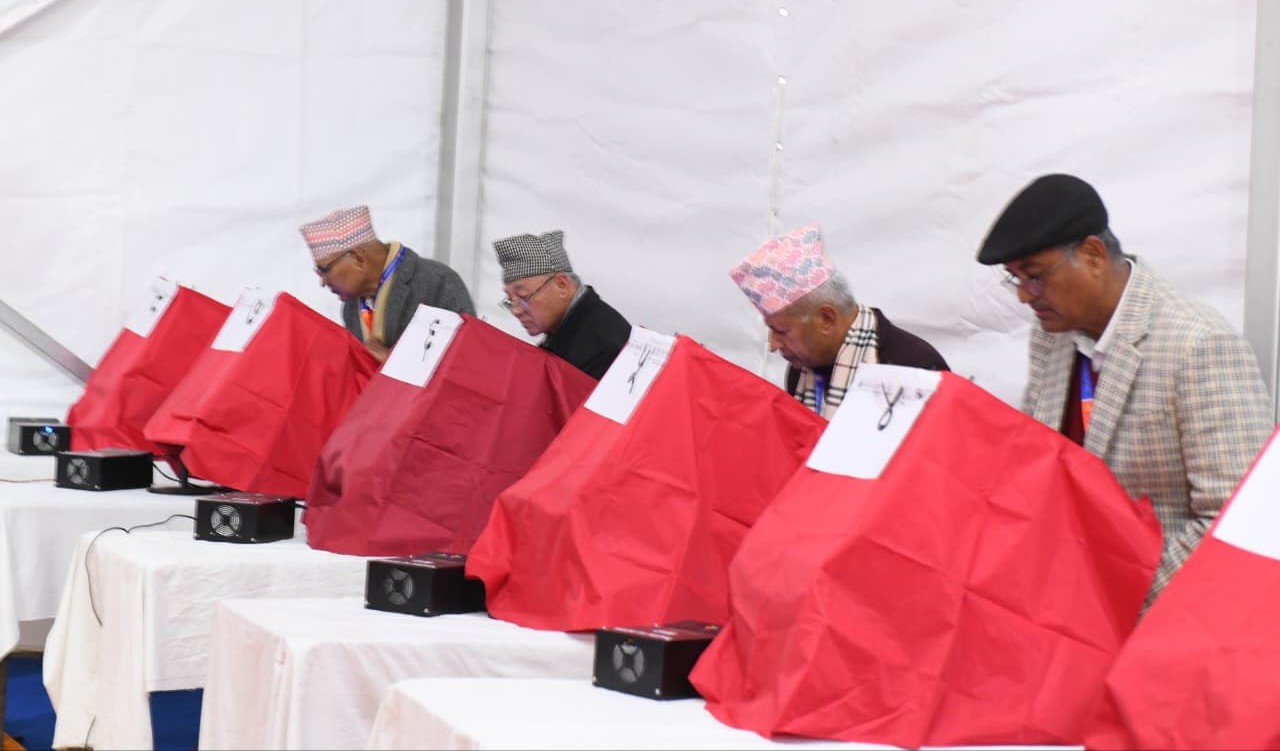 एमाले महाधिबेशन: ११ बजेसम्म एक हजार ५९५ मत खस्यो