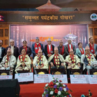 ढोरपाटनमा सामूहिक स्याउखेती