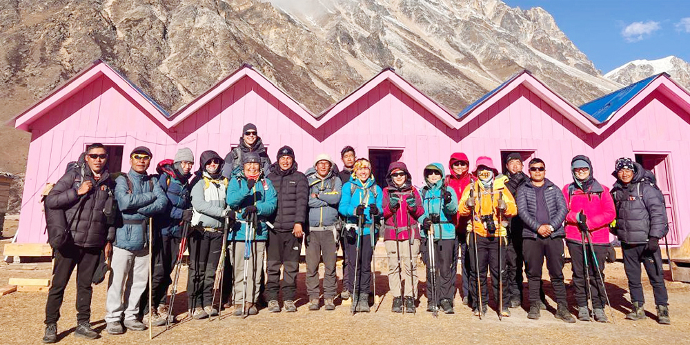 कञ्चनजङ्घा भ्रमण गर्ने विदेशी पर्यटक बढे