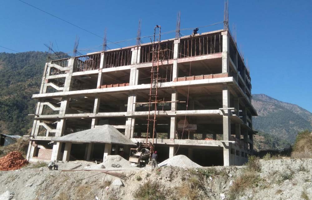 प्रशासकीय भवन निर्माणमा विलम्ब