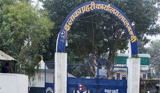 चोरीको गरगहना खरिद गर्ने व्यवसायीसहित चार जना पक्राउ